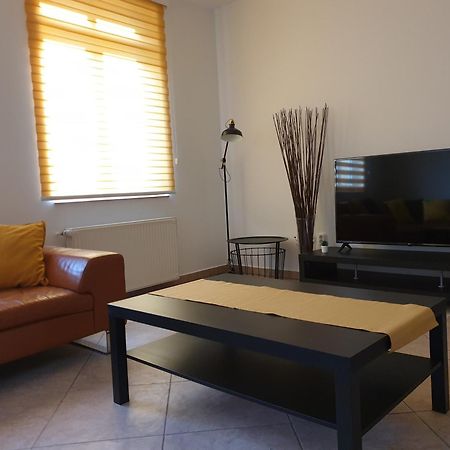 B6 Apartman Veszprém Buitenkant foto